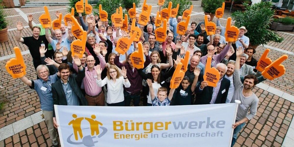 Logo und Erzeugungsanlagen der Bürgerwerke eG