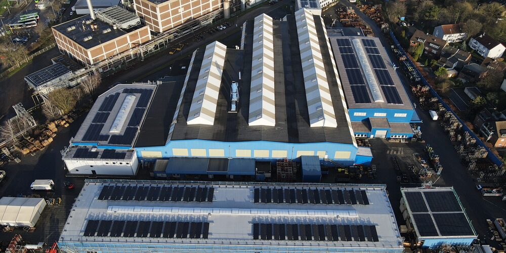 Photovoltaik-Anlage auf den Dachflächen des GHH-Radsatz-Werks